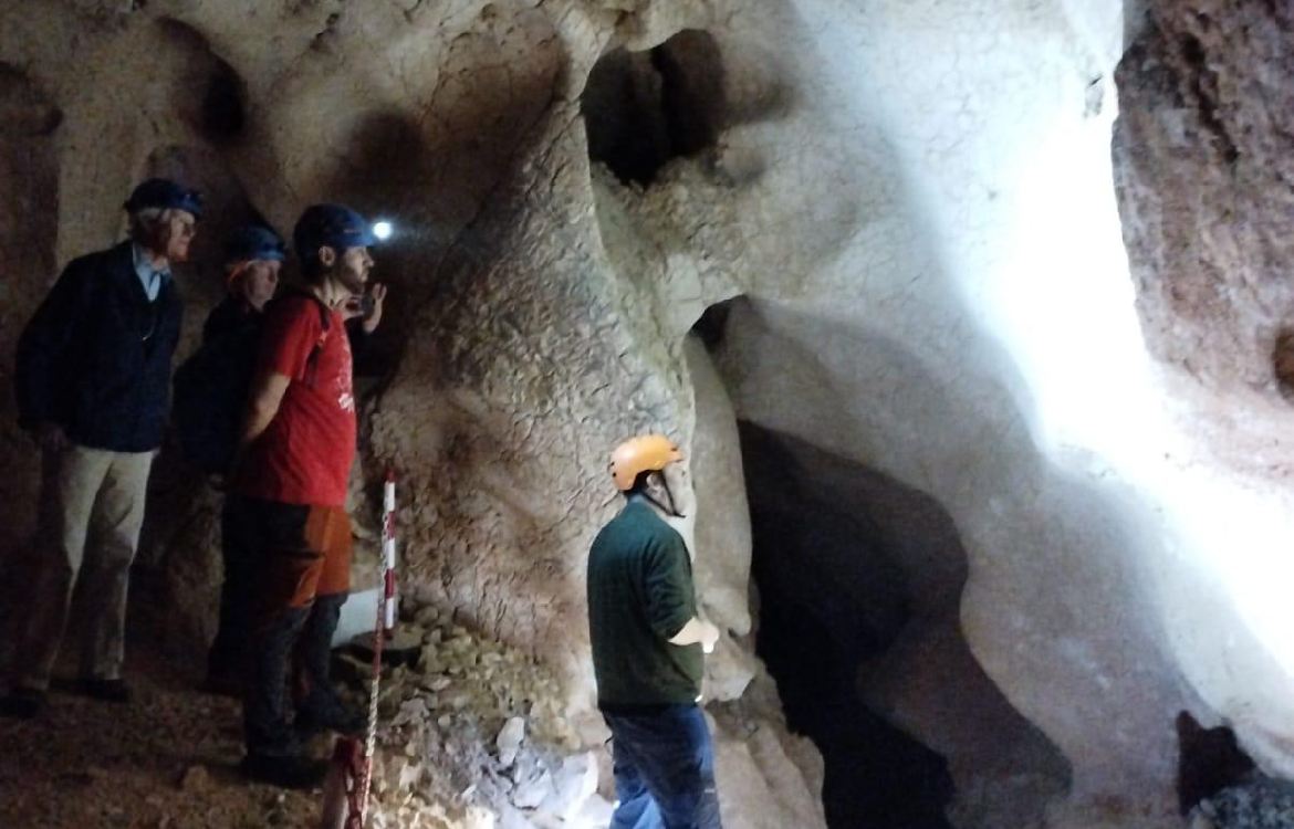 Las cuevas de Rincón de la Victoria, epicentro de la investigación internacional sobre arte rupestre prehistórico