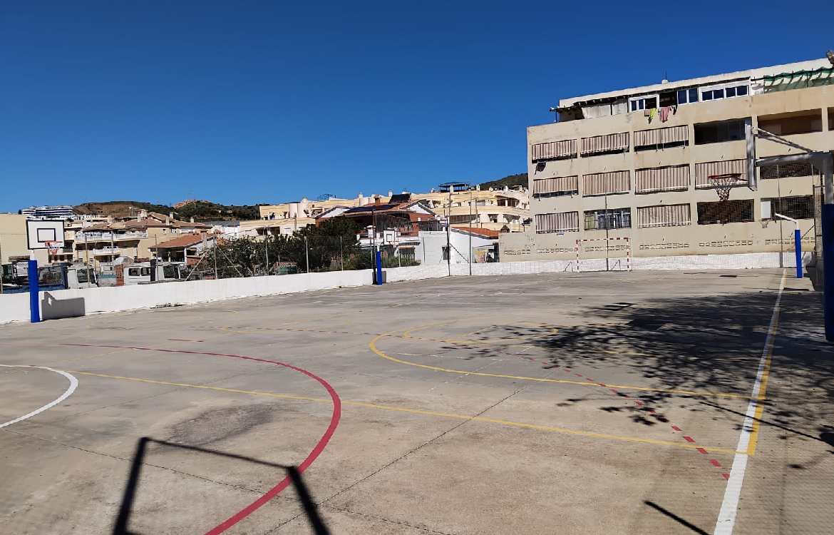 El Ayuntamiento de Rincón de la Victoria realiza mejoras en las instalaciones deportivas Parque La Torre completando la renovación del recinto