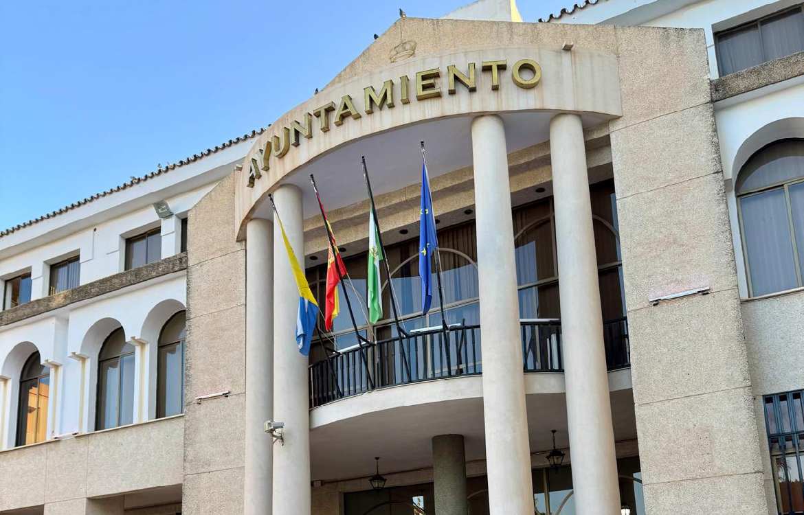El Ayuntamiento de Rincón de la Victoria alcanzará la incorporación de 29 nuevas plazas de funcionario de 2023 a 2025, de las cuales 9 ya están ejecutadas