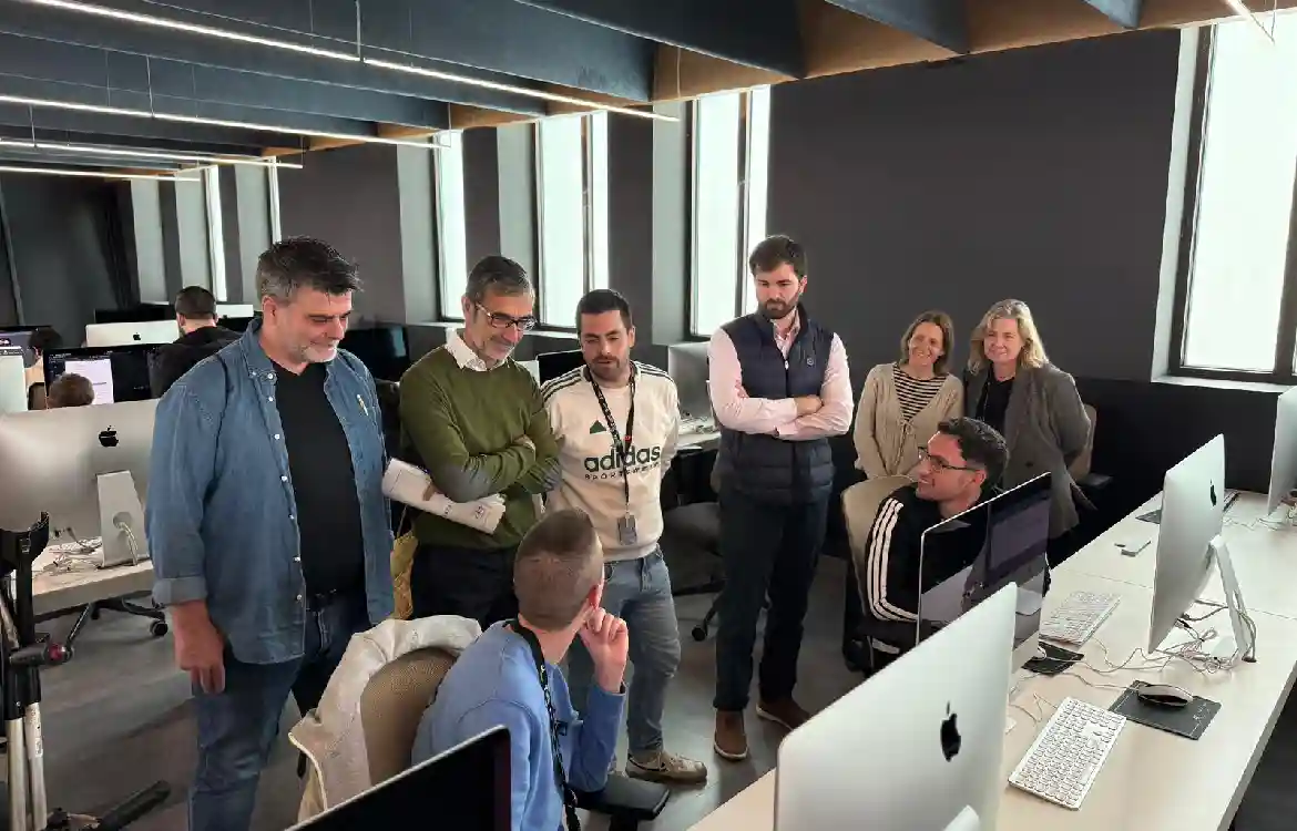 El Área de Formación y Empleo de Rincón de la Victoria trabaja en líneas de colaboración con el Campus 42 Málaga de Fundación Telefónica para impulsar el talento digital y la empleabilidad