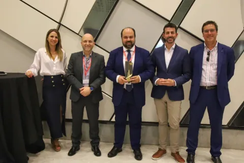 Rincón de la Victoria se consolida como líder en el reciclaje de orgánico y es galardonado con la `Escoba de Platino´